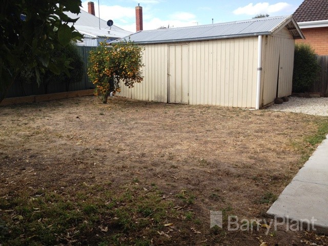 16 Stewart Street, Newington, VIC 3350, Newington - Thumbnail 4