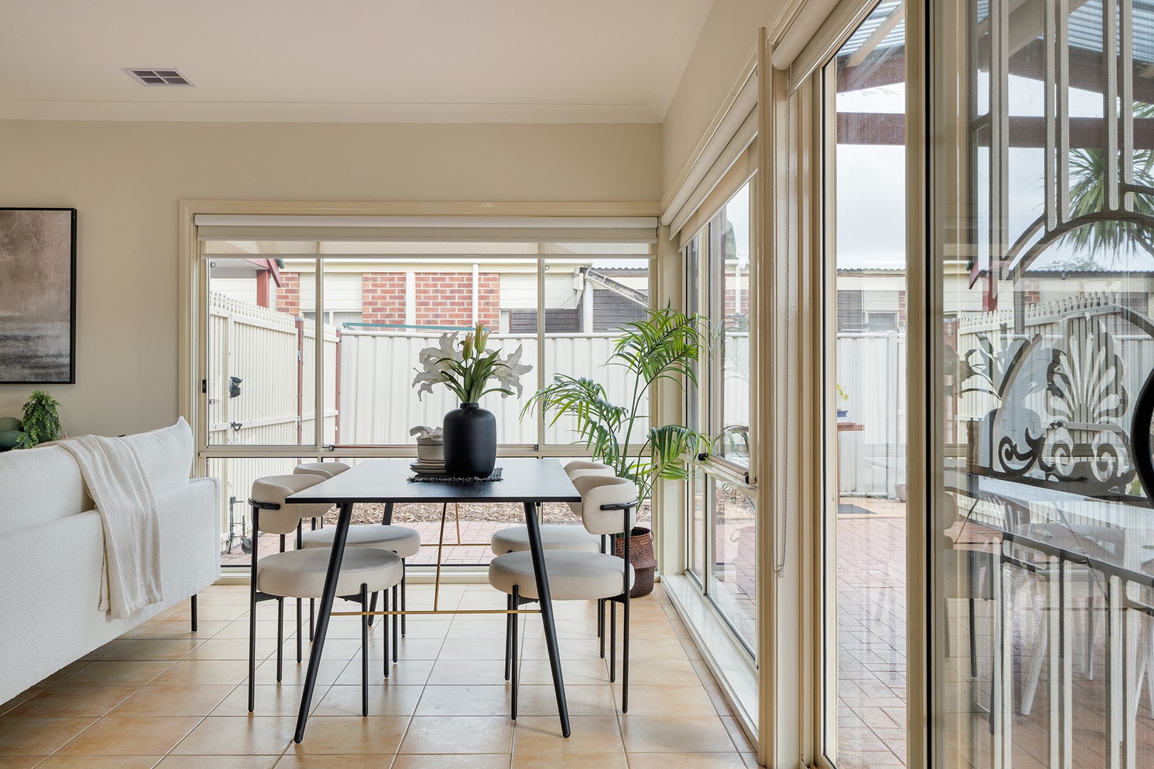 16 Stoneleigh Place, Craigieburn, VIC 3064, Craigieburn - Thumbnail 4