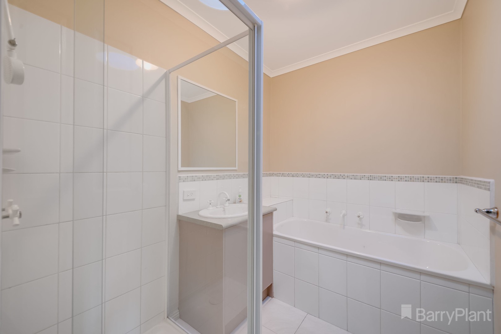 16 Storey Drive, Pakenham, VIC 3810, Pakenham - Thumbnail 5