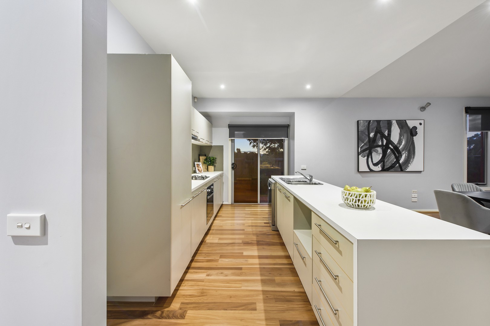 16 Streeton Avenue, Caroline Springs, VIC 3023, Caroline Springs - Thumbnail 5