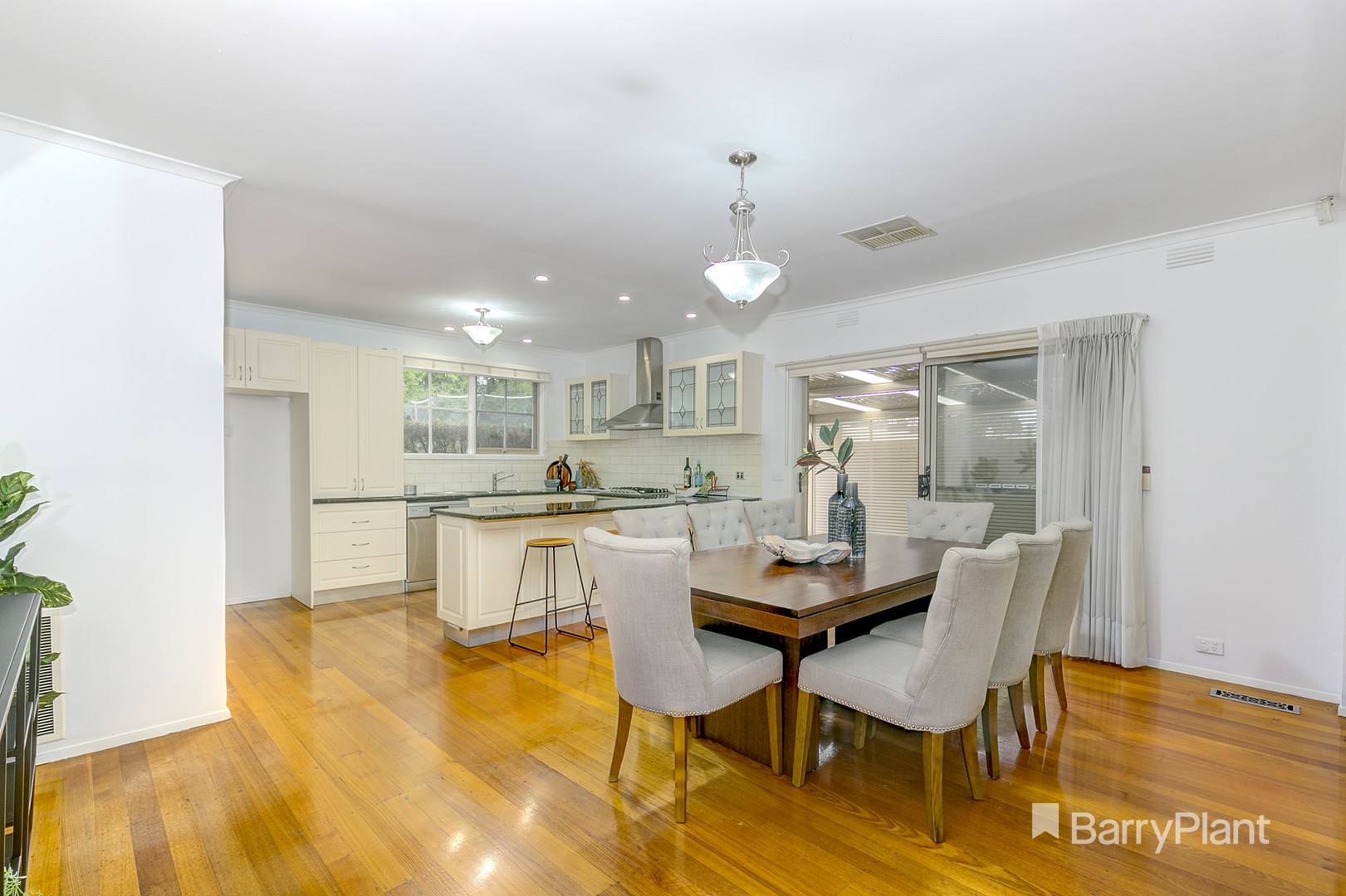 16 Sutherland Street, Hadfield, VIC 3046, Hadfield - Thumbnail 8