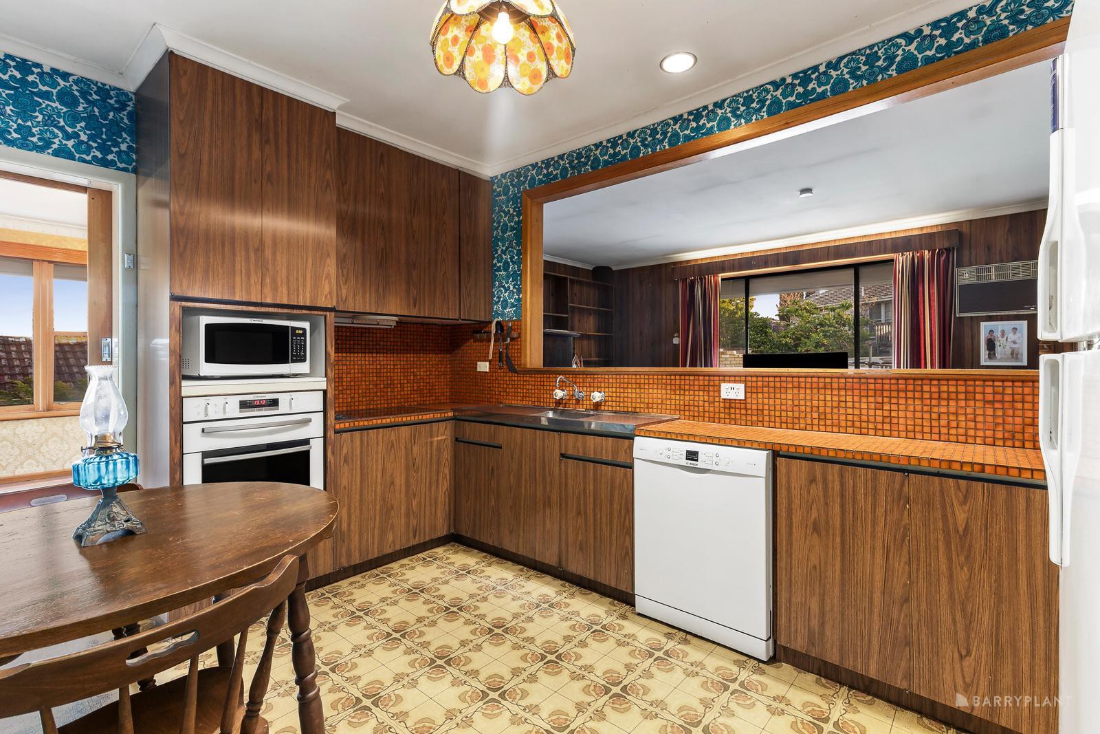 16 Sylvia Street, Templestowe Lower, VIC 3107, Templestowe Lower - Thumbnail 4