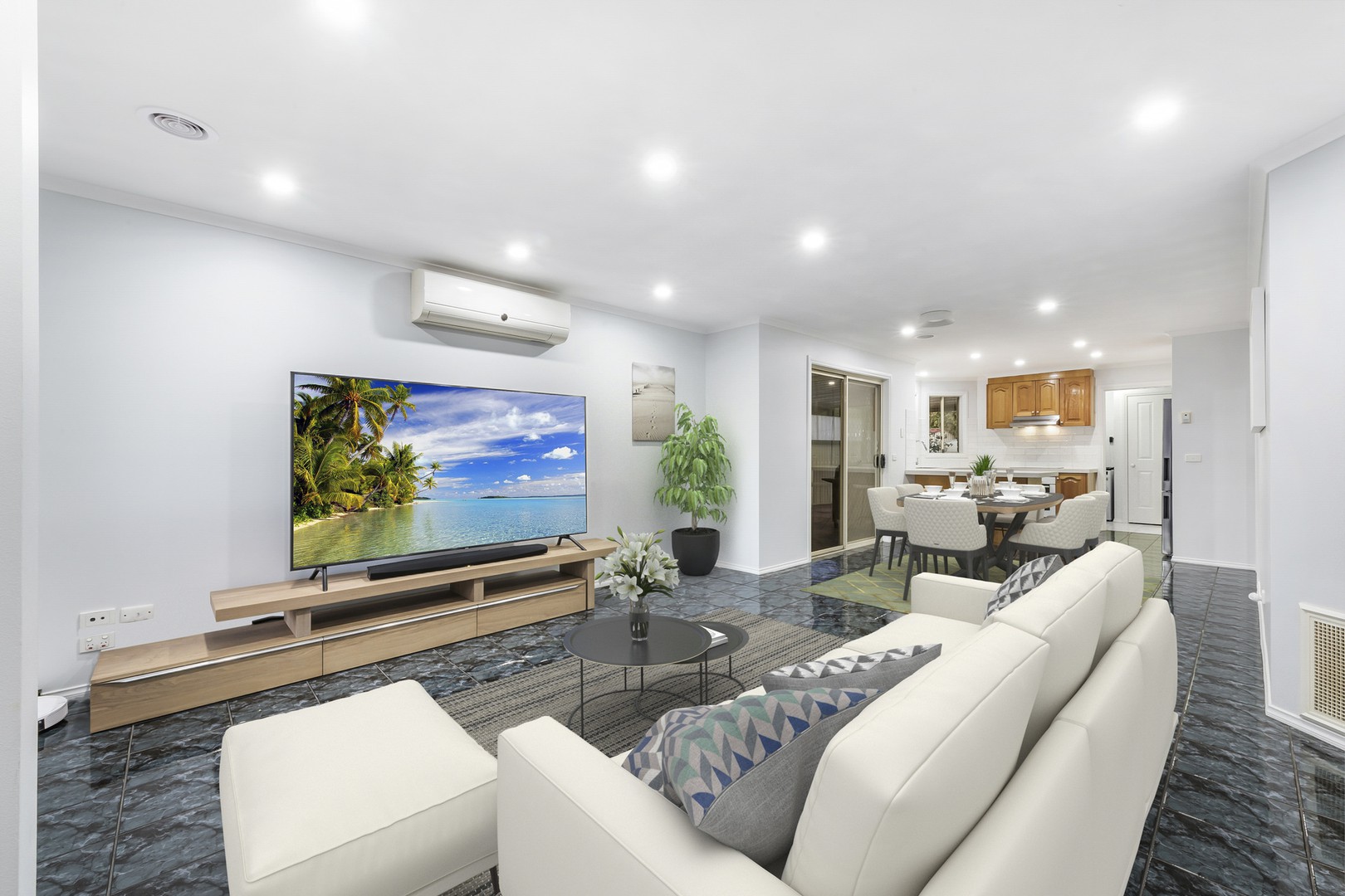 16 Tamborine Way, Caroline Springs, VIC 3023, Caroline Springs - Thumbnail 3