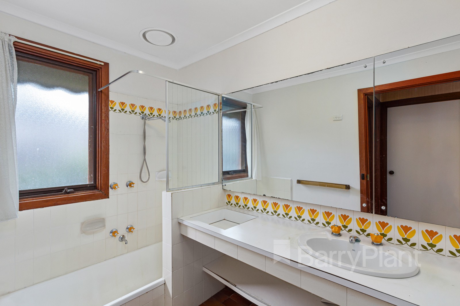 16 Tanderra Crescent, Wantirna, VIC 3152, Wantirna - Thumbnail 7