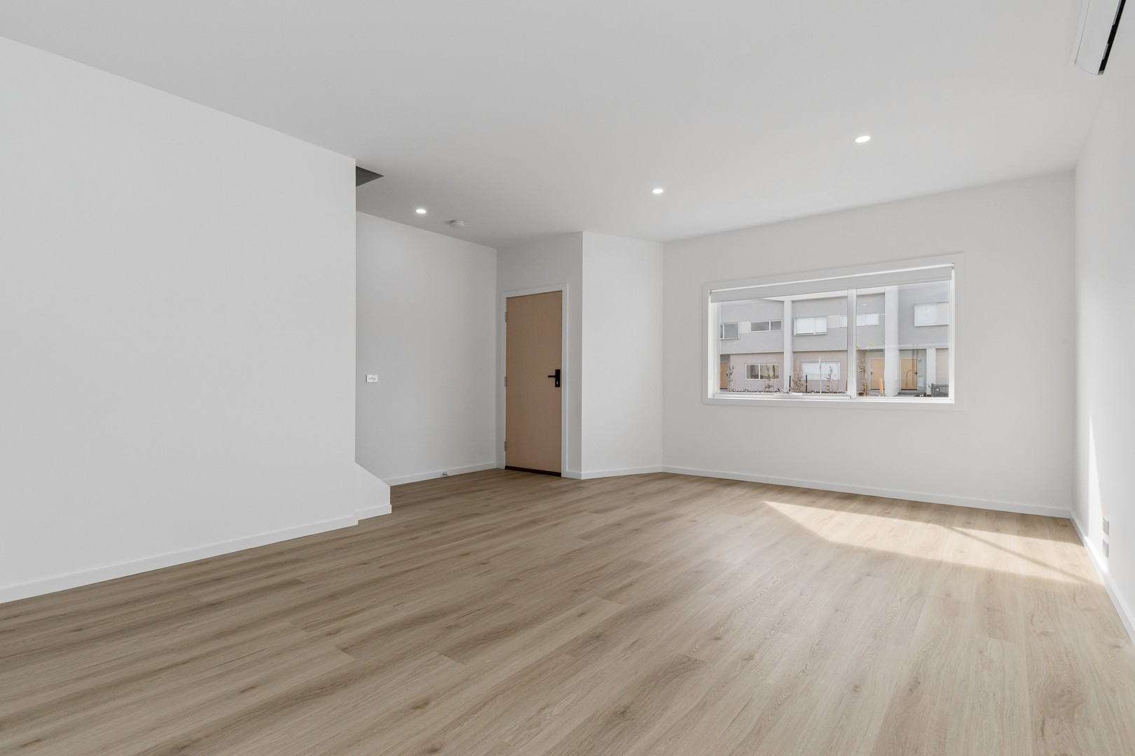 16 Tasman Boulevard, Donnybrook, VIC 3064 - Thumbnail 2 - 01/06/2026