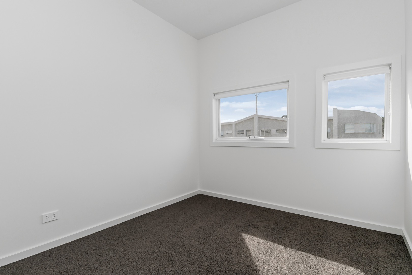 16 Tasman Boulevard, Donnybrook, VIC 3064, Donnybrook - Thumbnail 4