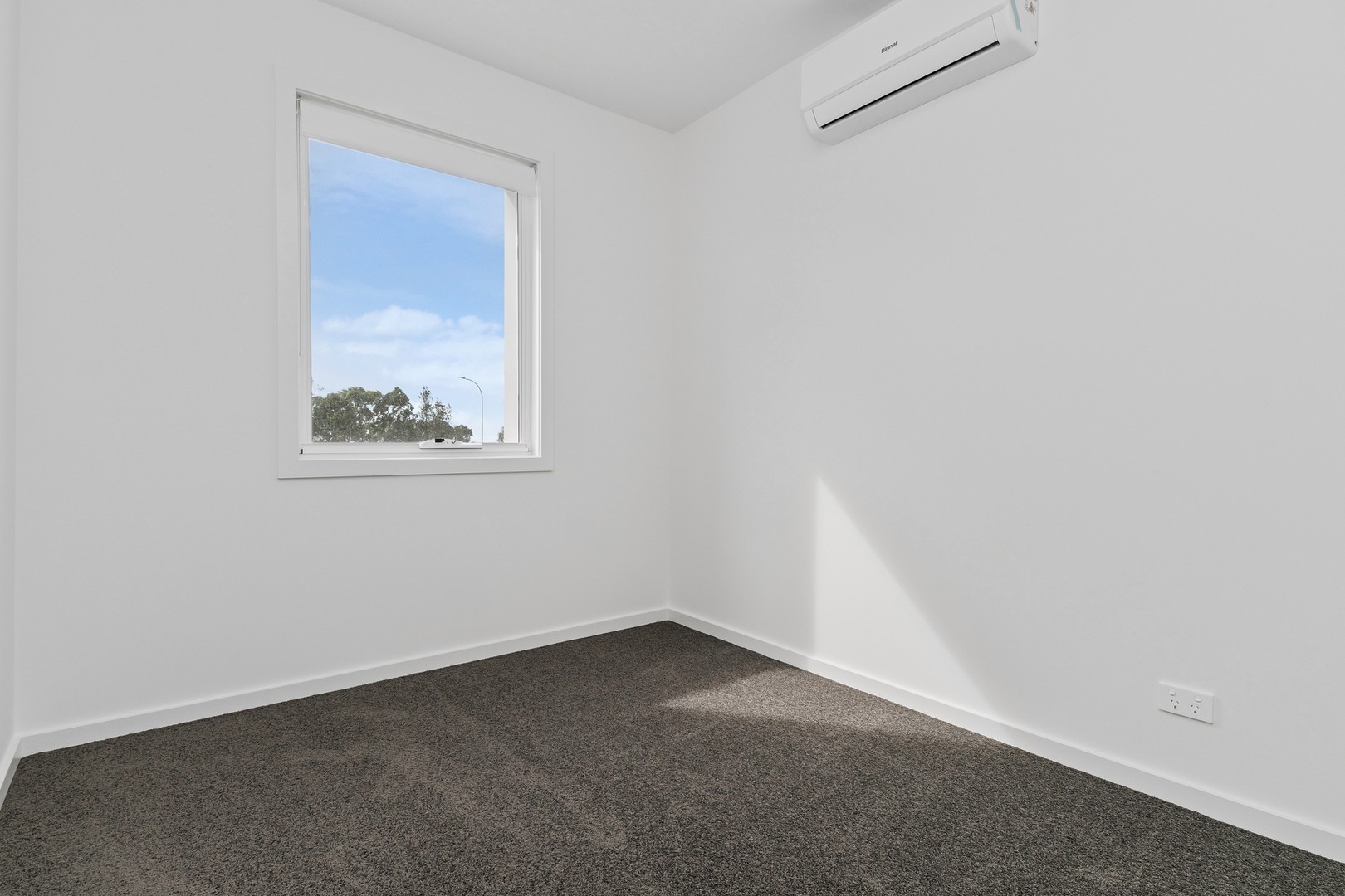 16 Tasman Boulevard, Donnybrook, VIC 3064, Donnybrook - Thumbnail 5