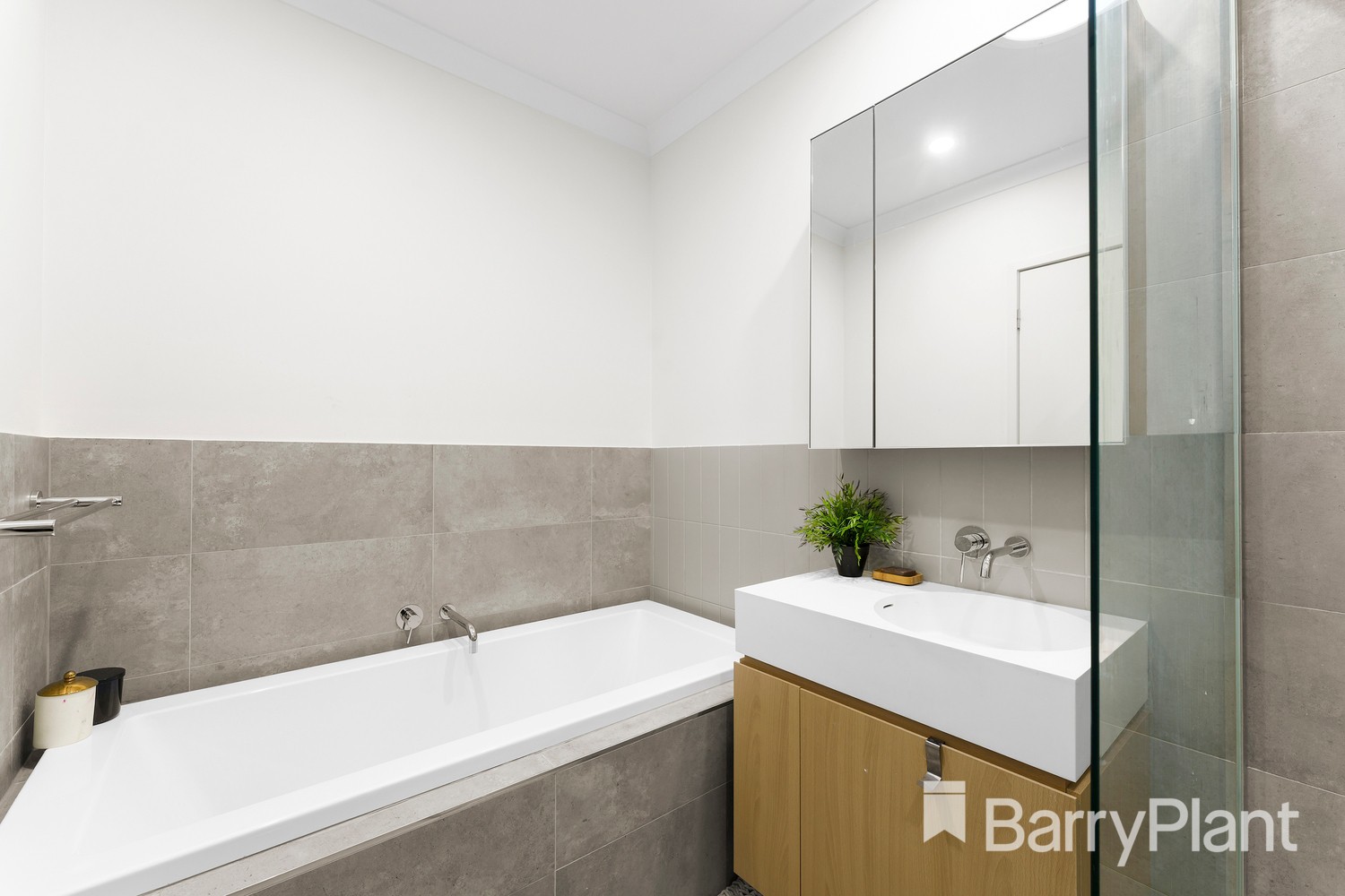 16 Teague Crescent, Braybrook, VIC 3019, Braybrook - Thumbnail 8