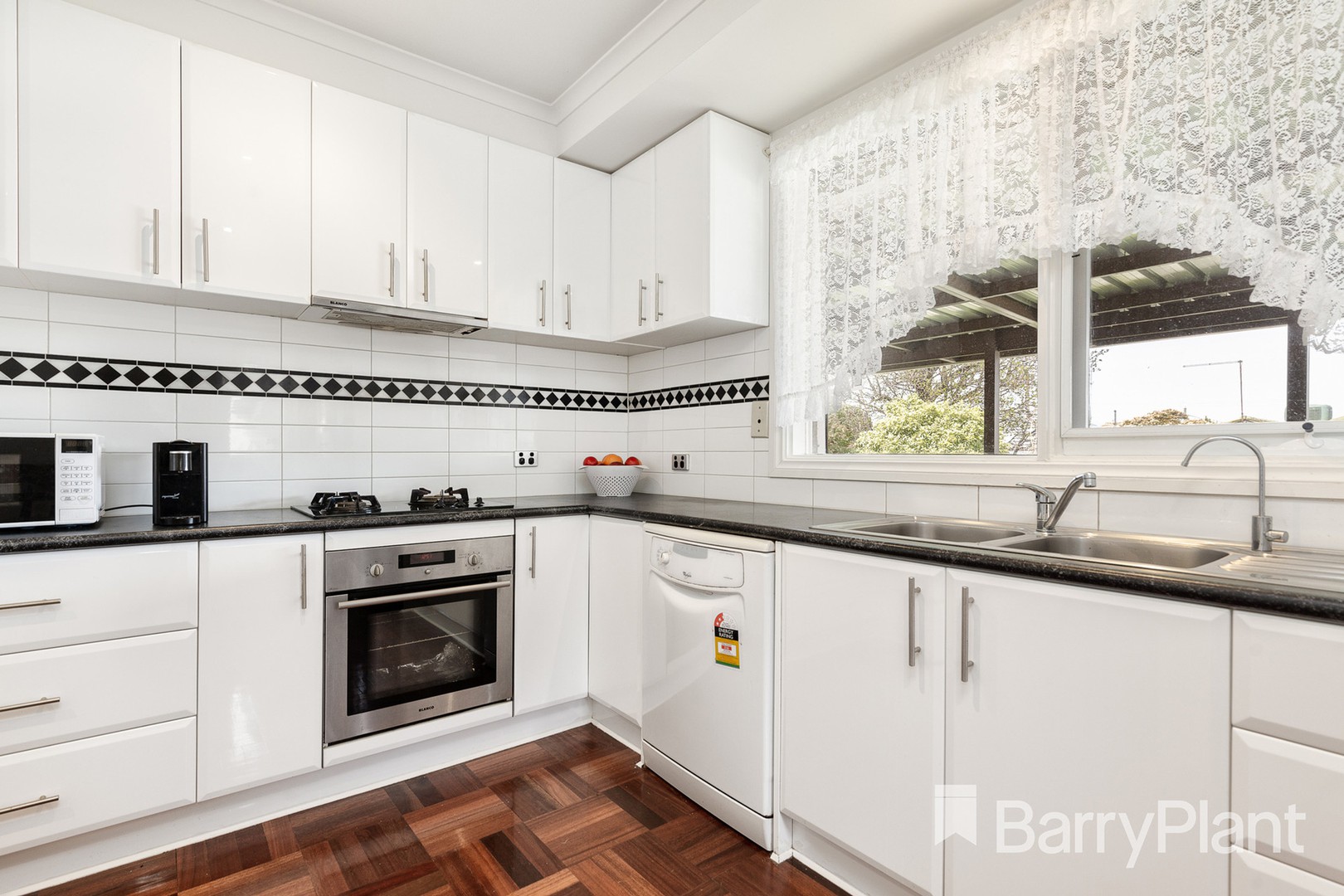 16 Temple CourtNoble Park, VIC 3174, Noble Park - Thumbnail 8