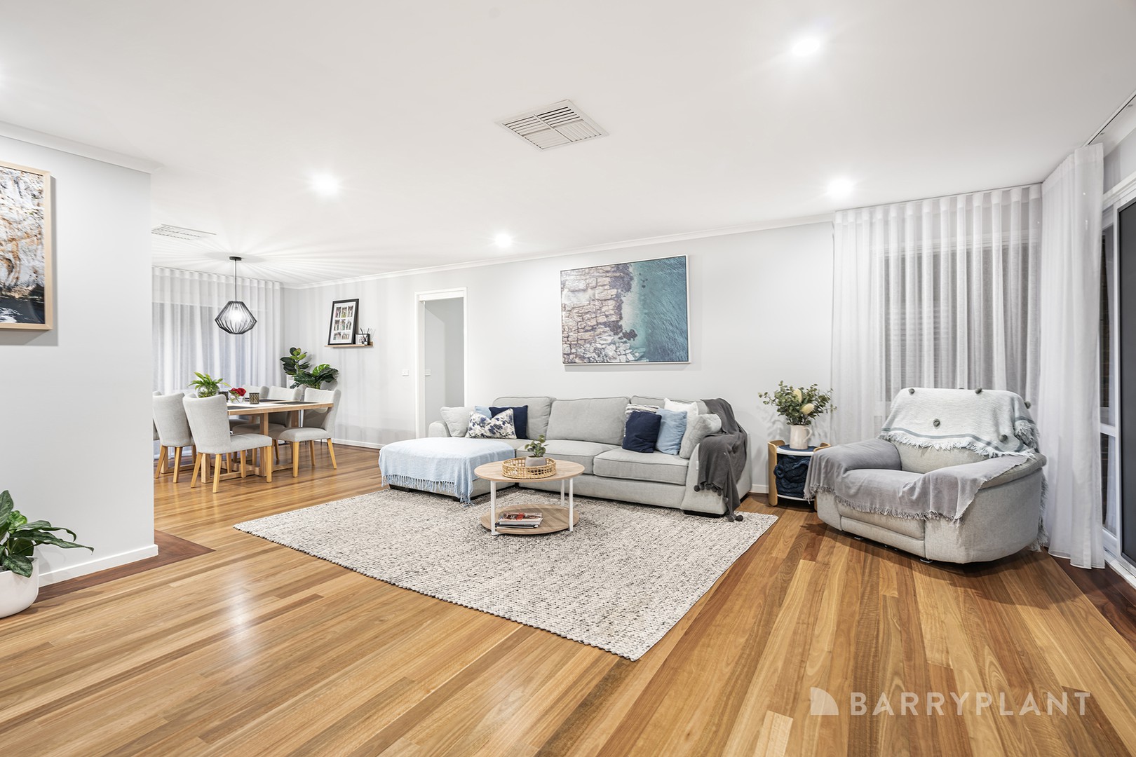 16 The Ridge, Lilydale, VIC 3140 - Thumbnail 2 - 09/04/2026