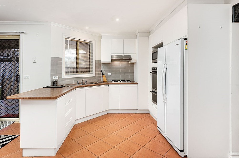 16 The Seekers Crescent, Mill Park, VIC 3082, Mill Park - Thumbnail 3
