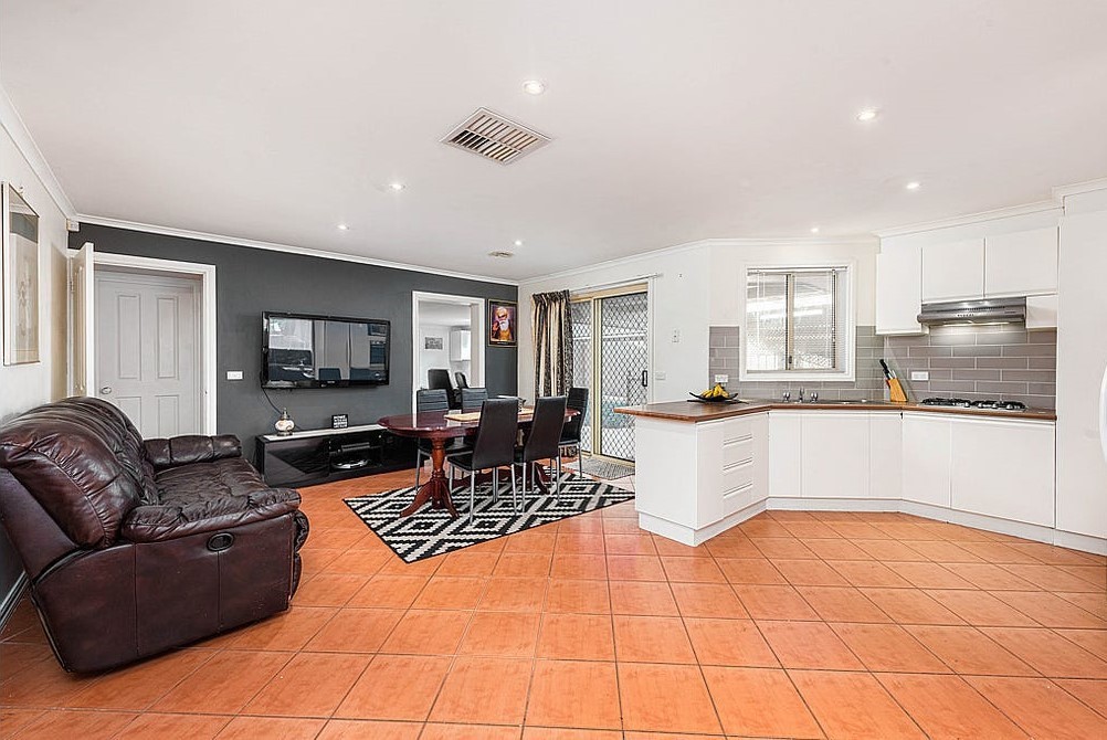 16 The Seekers Crescent, Mill Park, VIC 3082, Mill Park - Thumbnail 4