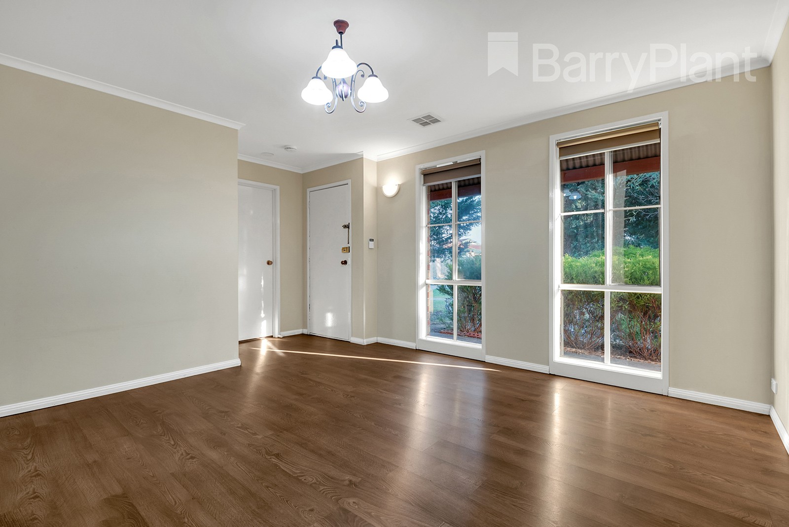 16 Thurmand Court, Roxburgh Park, VIC 3064 - Thumbnail 1 - 18/03/2025