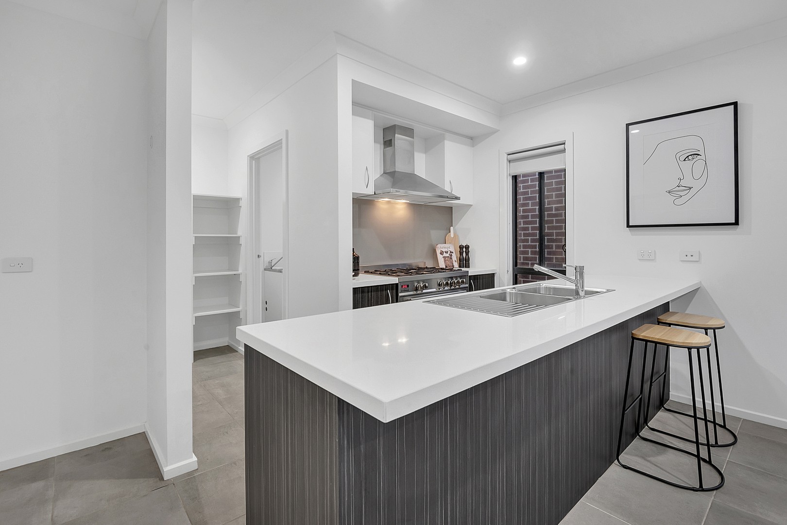 16 Tivoli Way, Mickleham, VIC 3064, Mickleham - Thumbnail 2