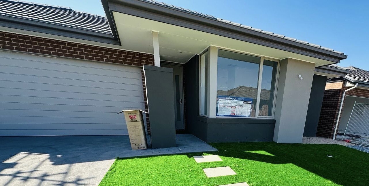 16 Trentino Grove, Fraser Rise, VIC 3336 - Thumbnail 1 - 25/04/2025