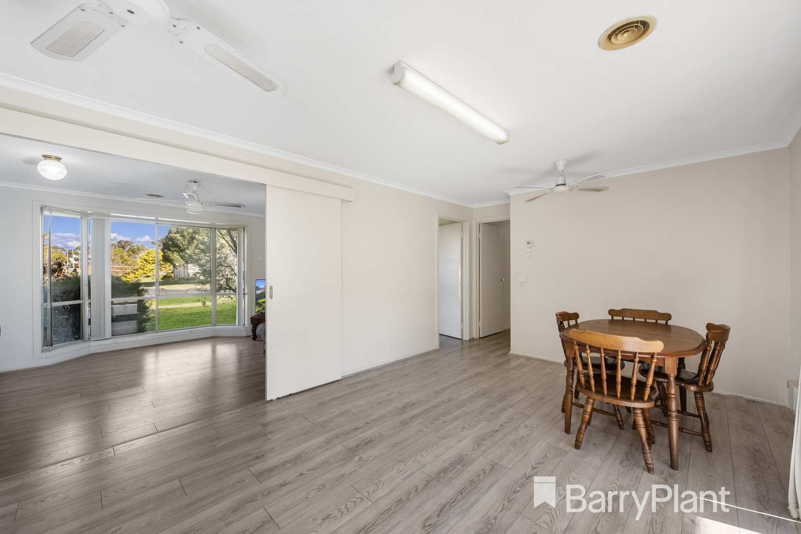 16 Trethowan Avenue, Melton West, VIC 3337, Melton West - Thumbnail 5