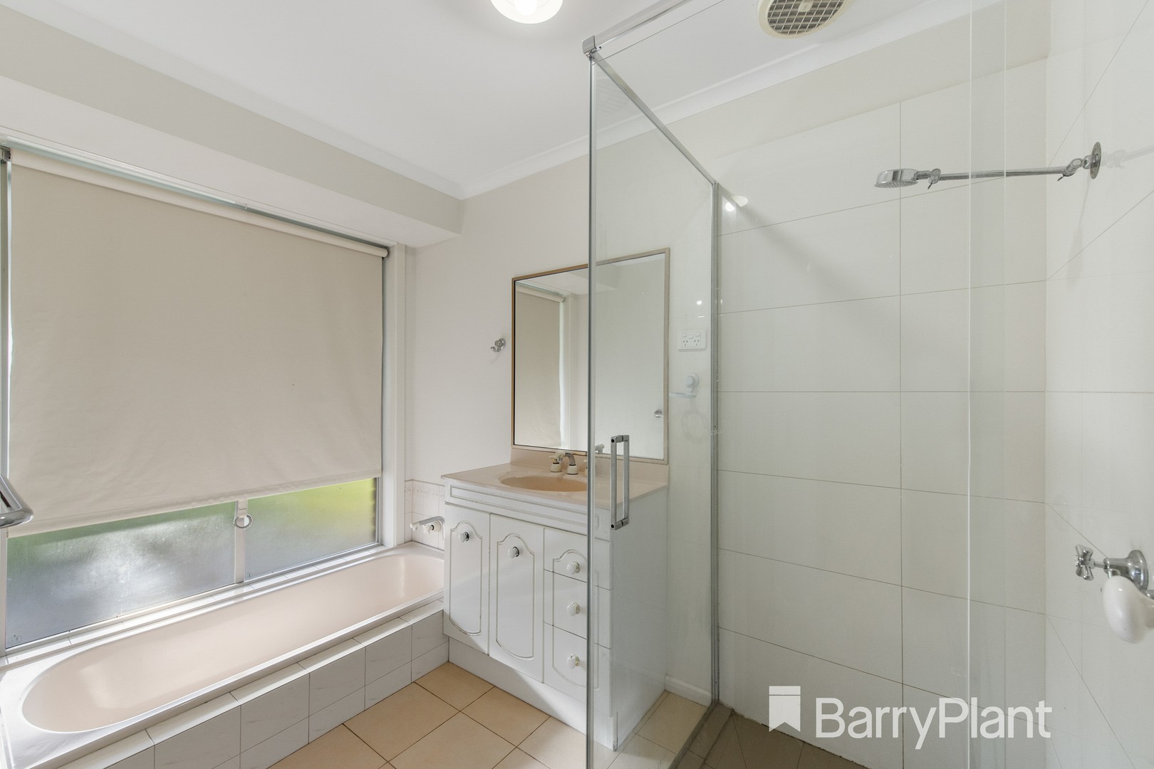16 Trethowan Avenue, Melton West, VIC 3337, Melton West - Thumbnail 7
