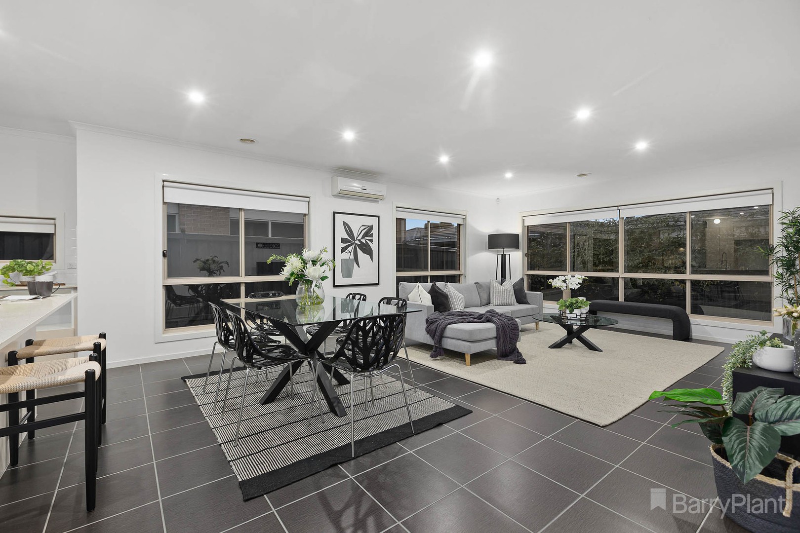 16 Verdant Avenue, Officer, VIC 3809, Officer - Thumbnail 5