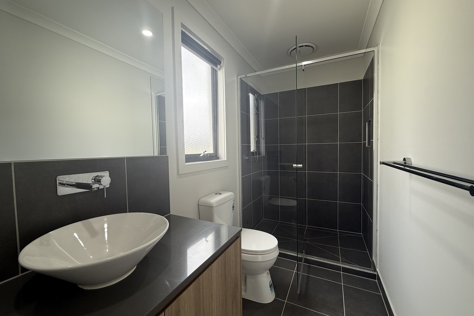 16 Verona Crescent, Fraser Rise, VIC 3336, Fraser Rise - Thumbnail 6