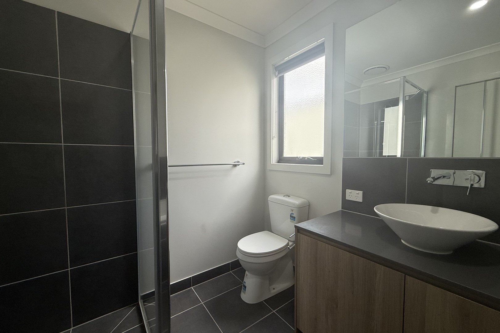 16 Verona Crescent, Fraser Rise, VIC 3336, Fraser Rise - Thumbnail 8