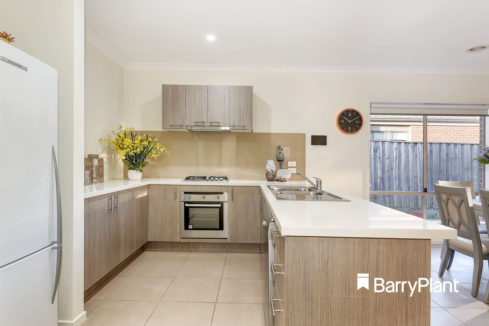 16 Verona Street, Greenvale, VIC 3059, Greenvale - Thumbnail 3