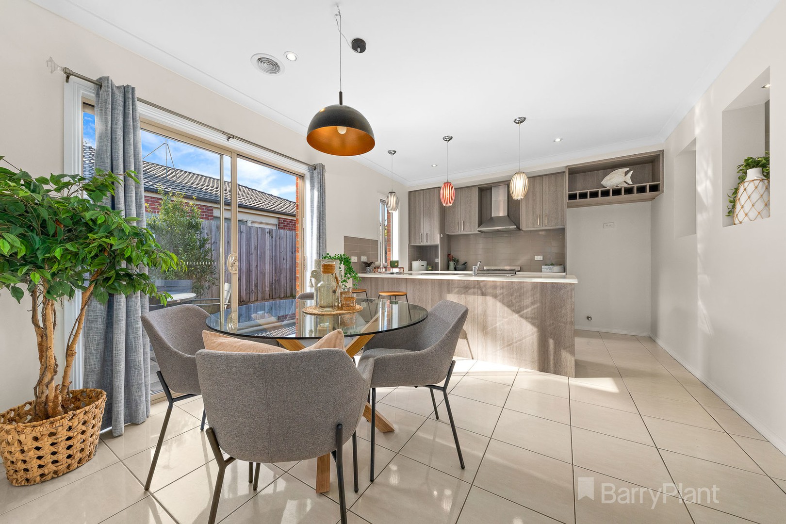 16 Vimini Drive, Narre Warren, VIC 3805, Narre Warren - Thumbnail 6
