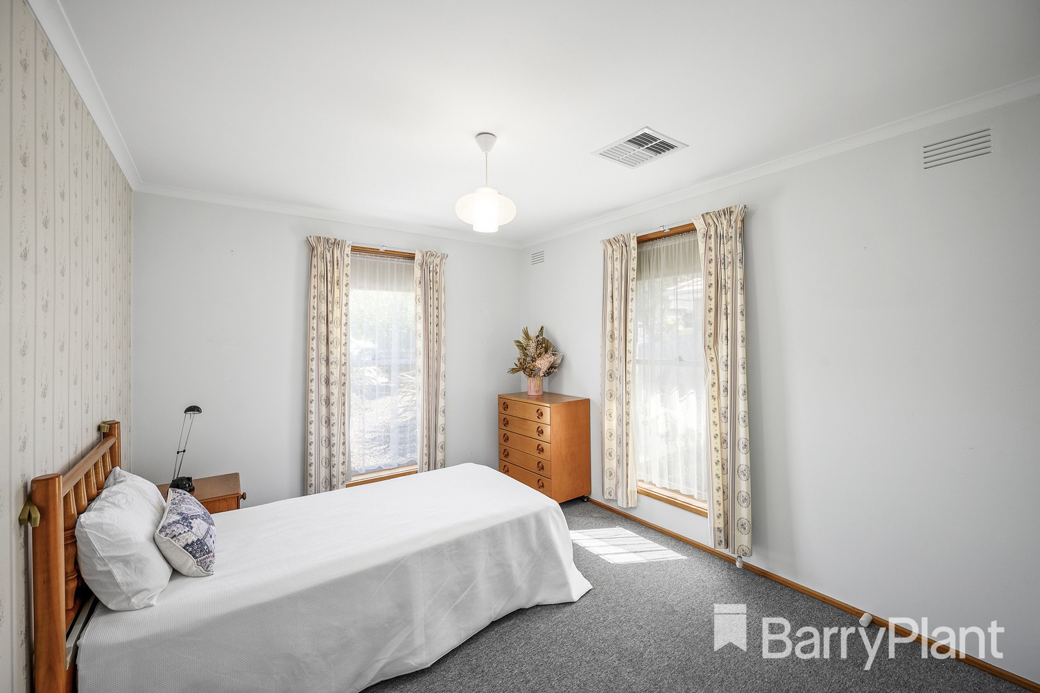 16 Virginia Crescent, Bundoora, VIC 3083, Bundoora - Thumbnail 5