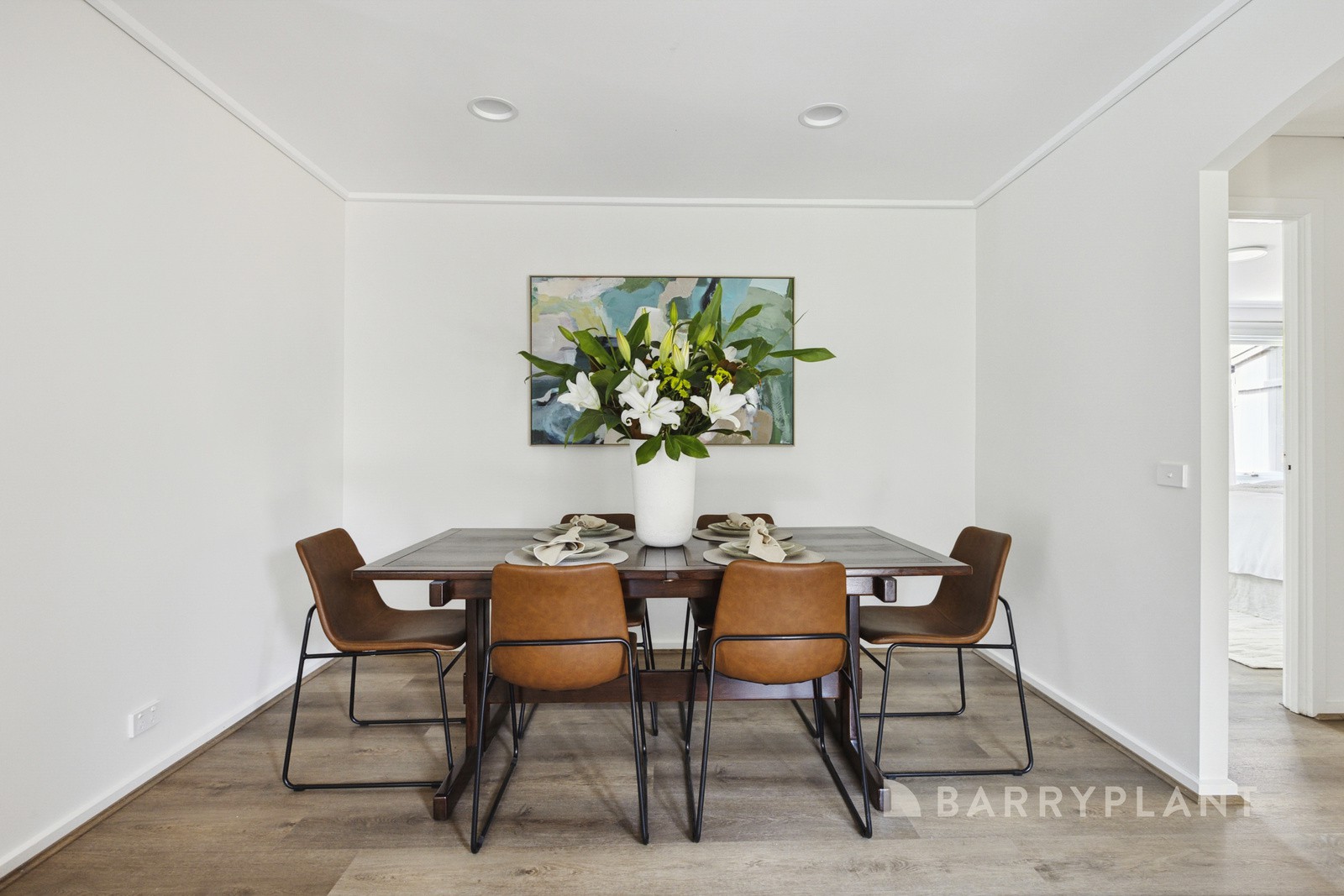 16 Walden Avenue, Wheelers Hill, VIC 3150, Wheelers Hill - Thumbnail 4