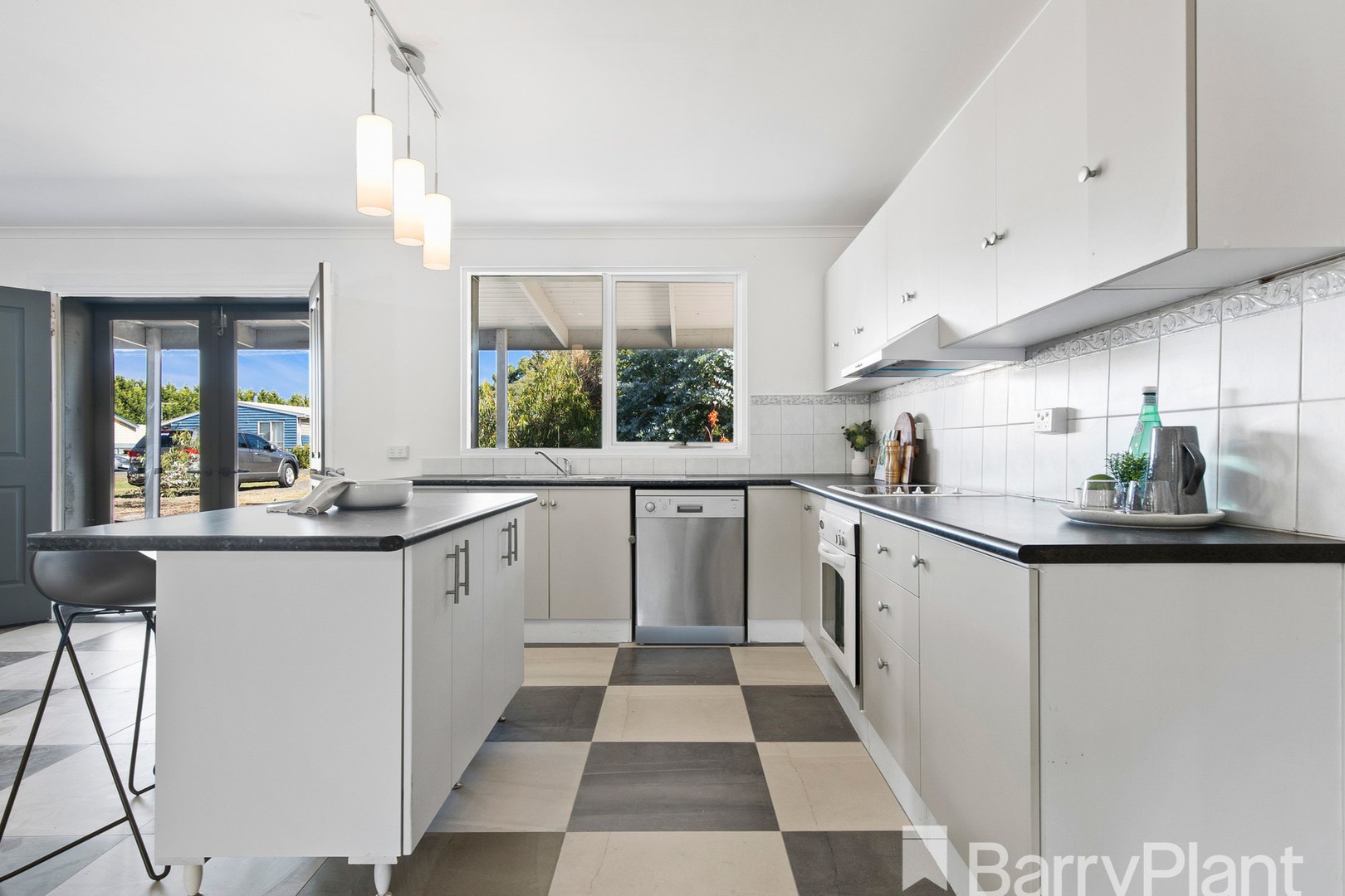 16 Walsh Street, Ballan, VIC 3342, Ballan - Thumbnail 6