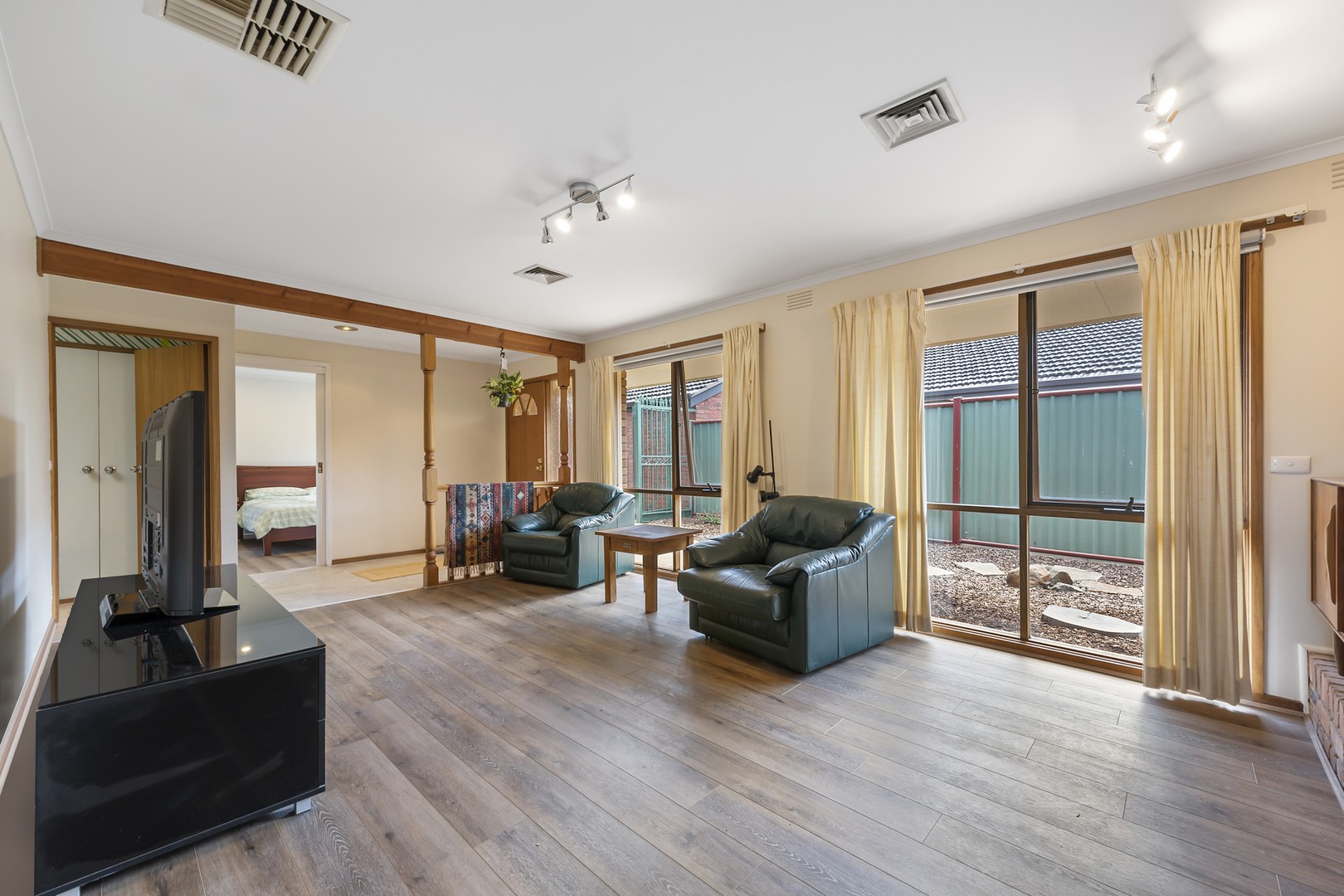 16 Wanaka Drive, Taylors Lakes, VIC 3038, Taylors Lakes - Thumbnail 5