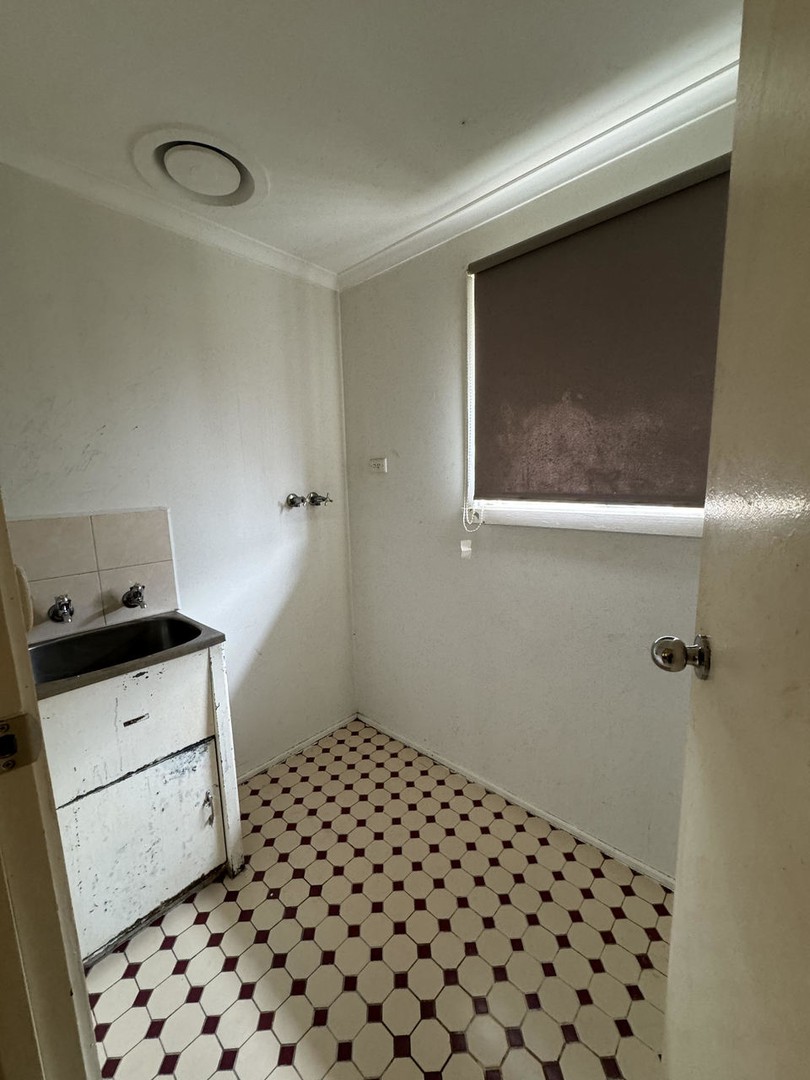 16 Waranga Crescent, St Albans, VIC 3021, St Albans - Thumbnail 7