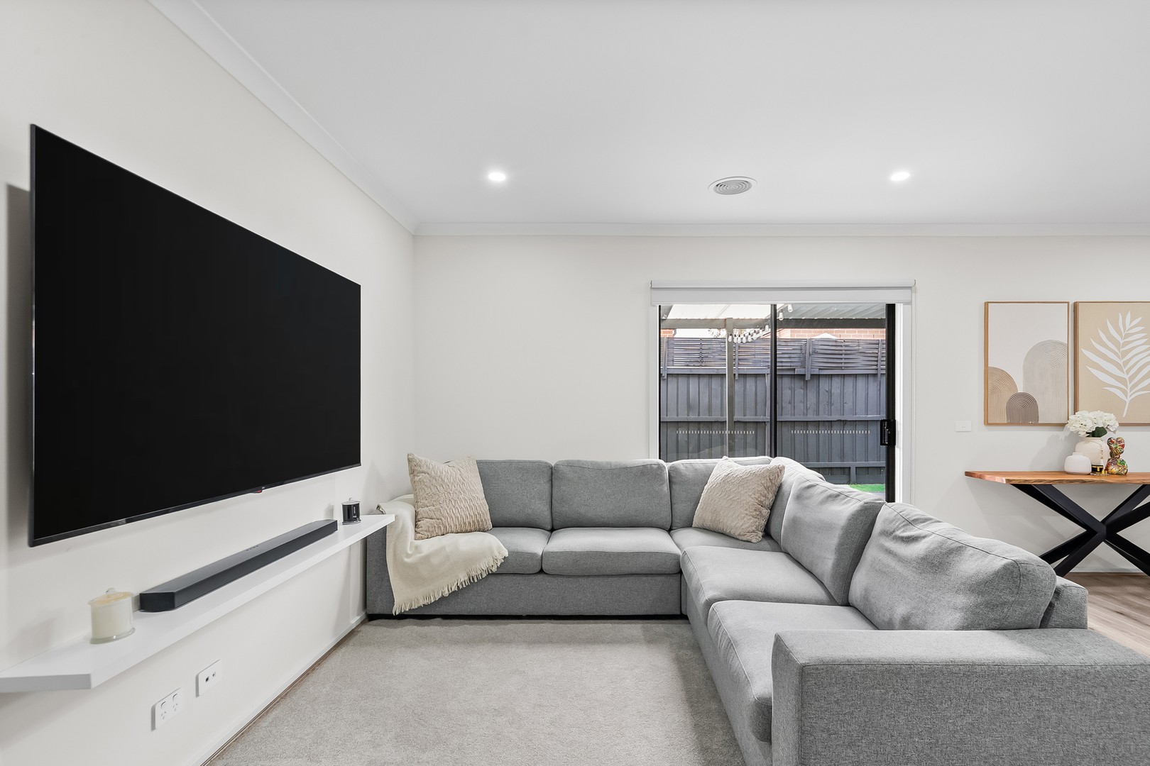 16 Wattleseed Drive, Fraser Rise, VIC 3336 - Thumbnail 2 - 24/03/2026