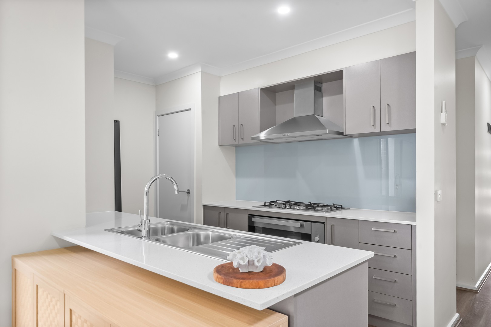 16 Wattleseed Drive, Fraser Rise, VIC 3336, Fraser Rise - Thumbnail 4