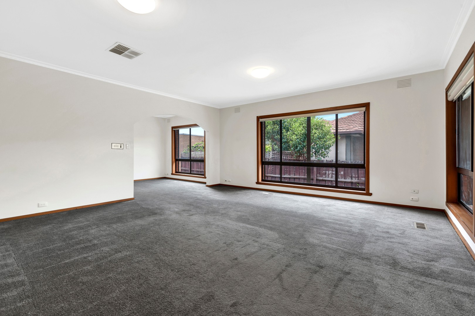 16 William Street, Keilor Park, VIC 3042 - Thumbnail 2 - 25/10/2024