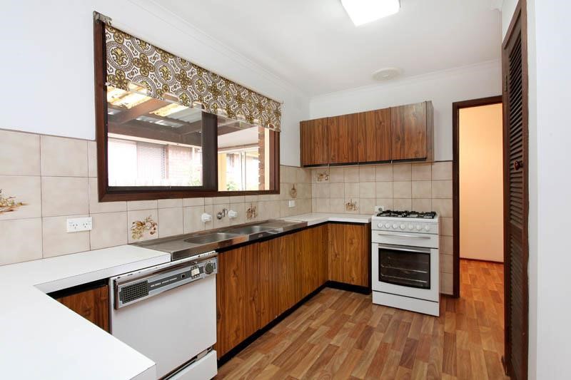 16 Windermere  Crescent, Gladstone Park, VIC 3043, Gladstone Park - Thumbnail 5