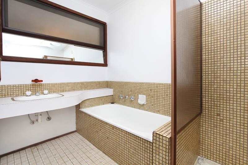 16 Windermere  Crescent, Gladstone Park, VIC 3043, Gladstone Park - Thumbnail 7