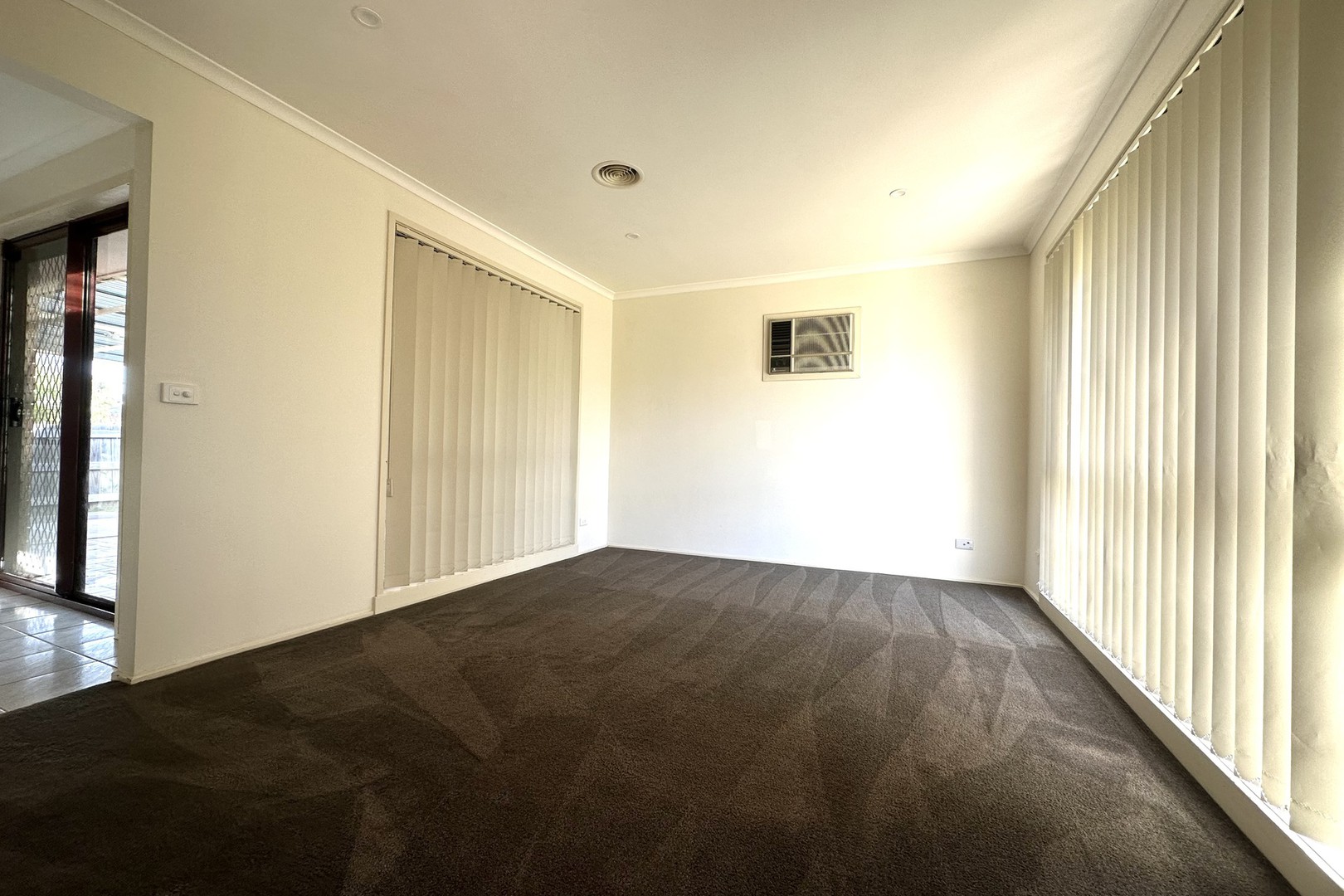 16 Wordsworth Place, Delahey, VIC 3037 - Thumbnail 2 - 06/10/2025