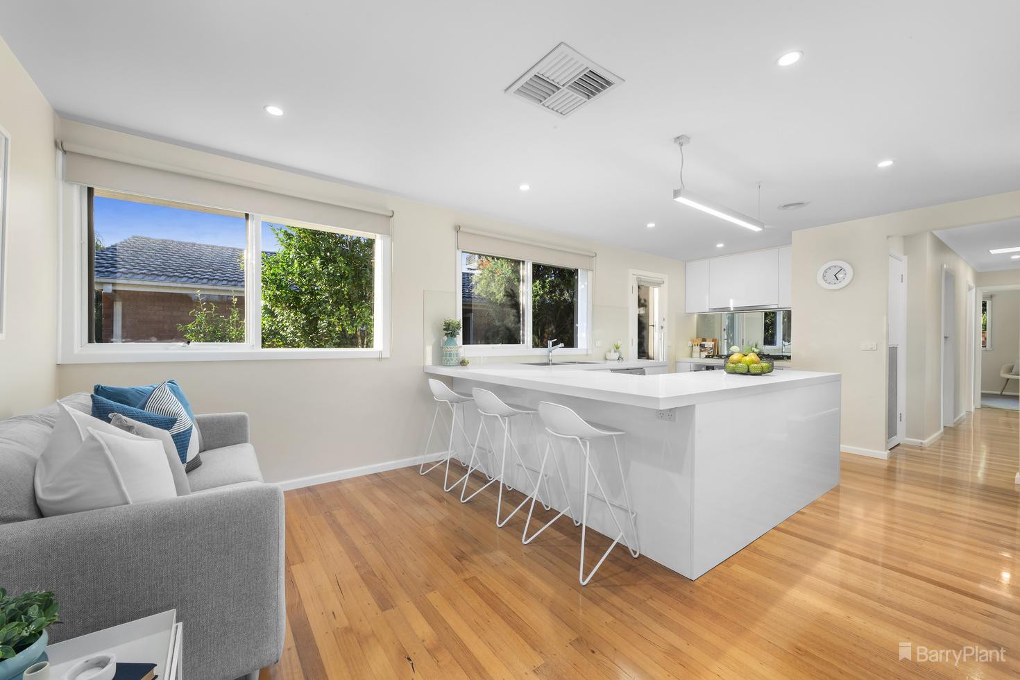 16 Worthing Avenue, Doncaster East, VIC 3109, Doncaster East - Thumbnail 7