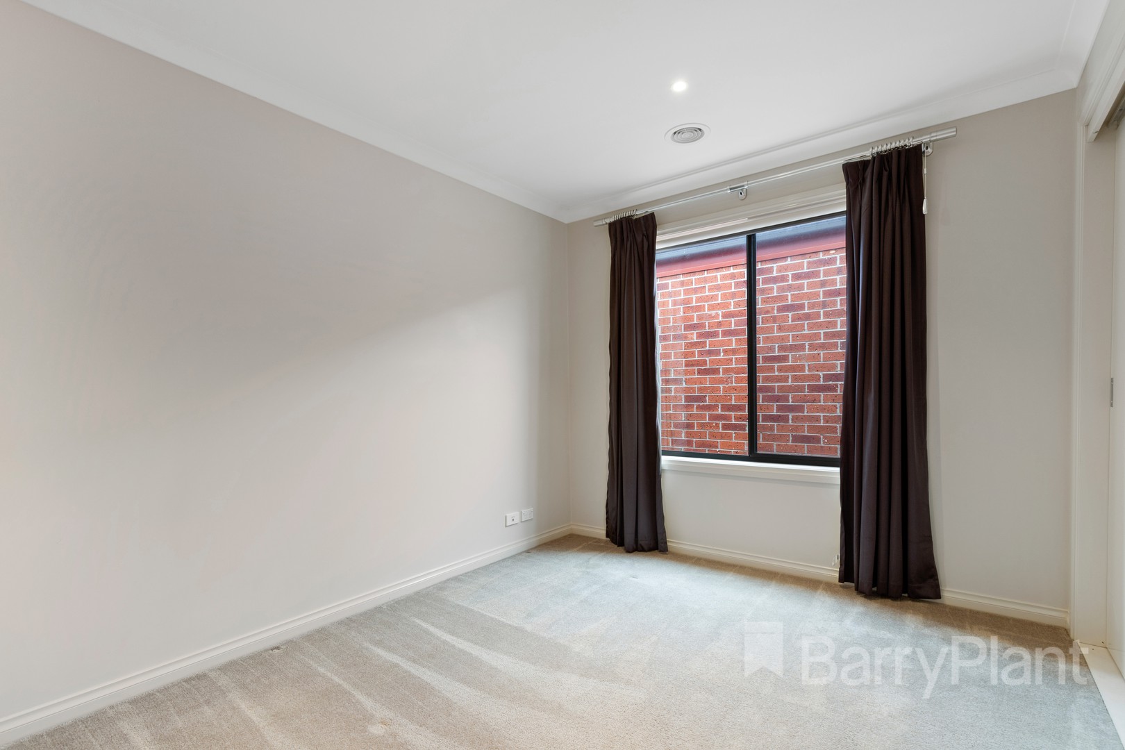 16 Yarra Park Dr, Sebastopol, VIC 3356, Sebastopol - Thumbnail 8