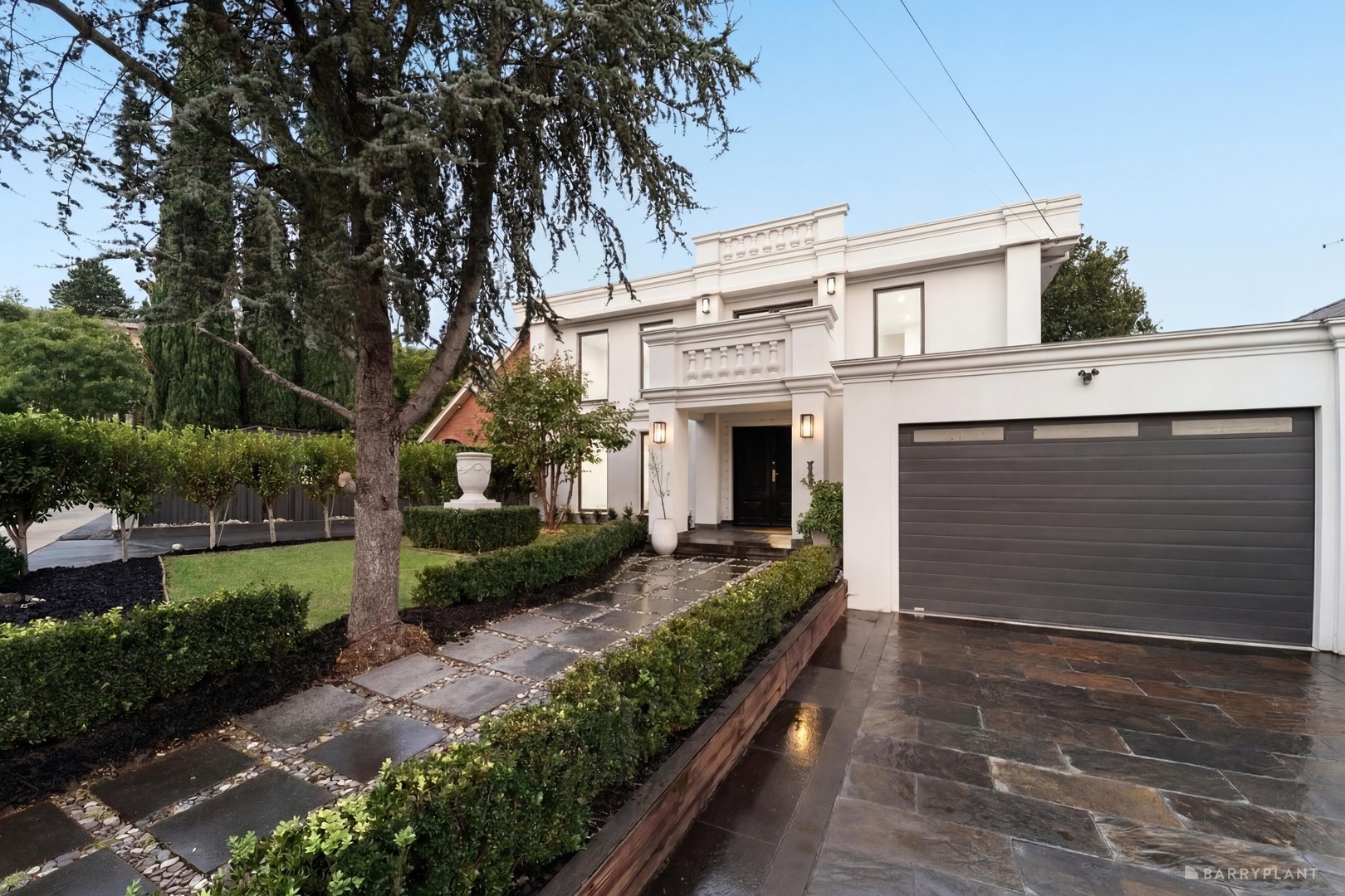16 Yarraleen Place, Bulleen, VIC 3105, Bulleen - Thumbnail 2