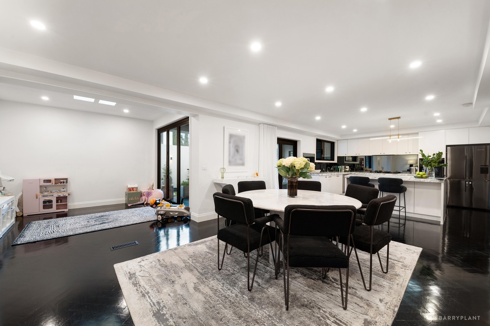 16 Yarraleen Place, Bulleen, VIC 3105, Bulleen - Thumbnail 7