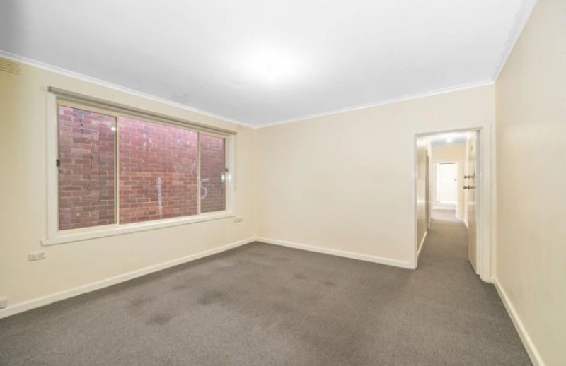 16 Yertchuk Av, Ashwood, VIC 3147, Ashwood - Thumbnail 2