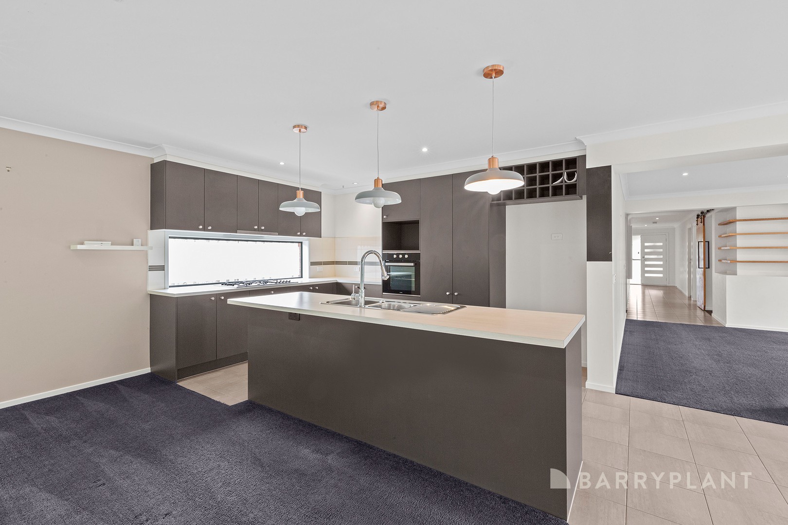 16 Young Street, Pakenham, VIC 3810, Pakenham - Thumbnail 3
