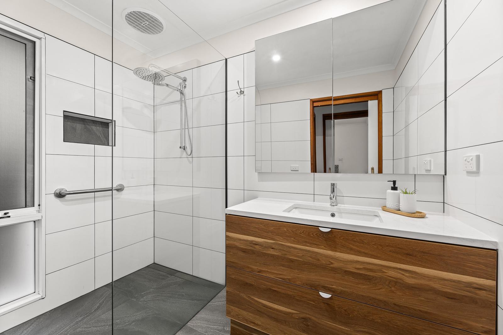 160 Mountain View Parade, Rosanna, VIC 3084, Rosanna - Thumbnail 7