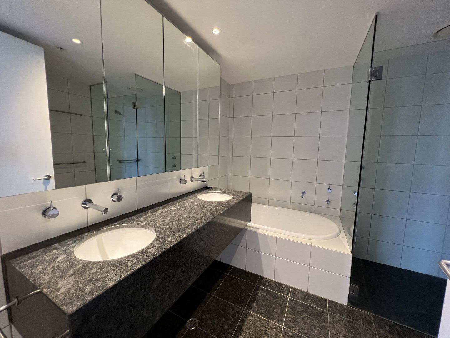 163/55 Victoria Harbour  Promenade, Docklands, VIC 3008, Docklands - Thumbnail 7