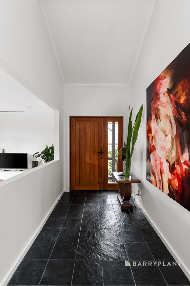 163 Martins Lane, Viewbank, VIC 3084, Viewbank - Thumbnail 2