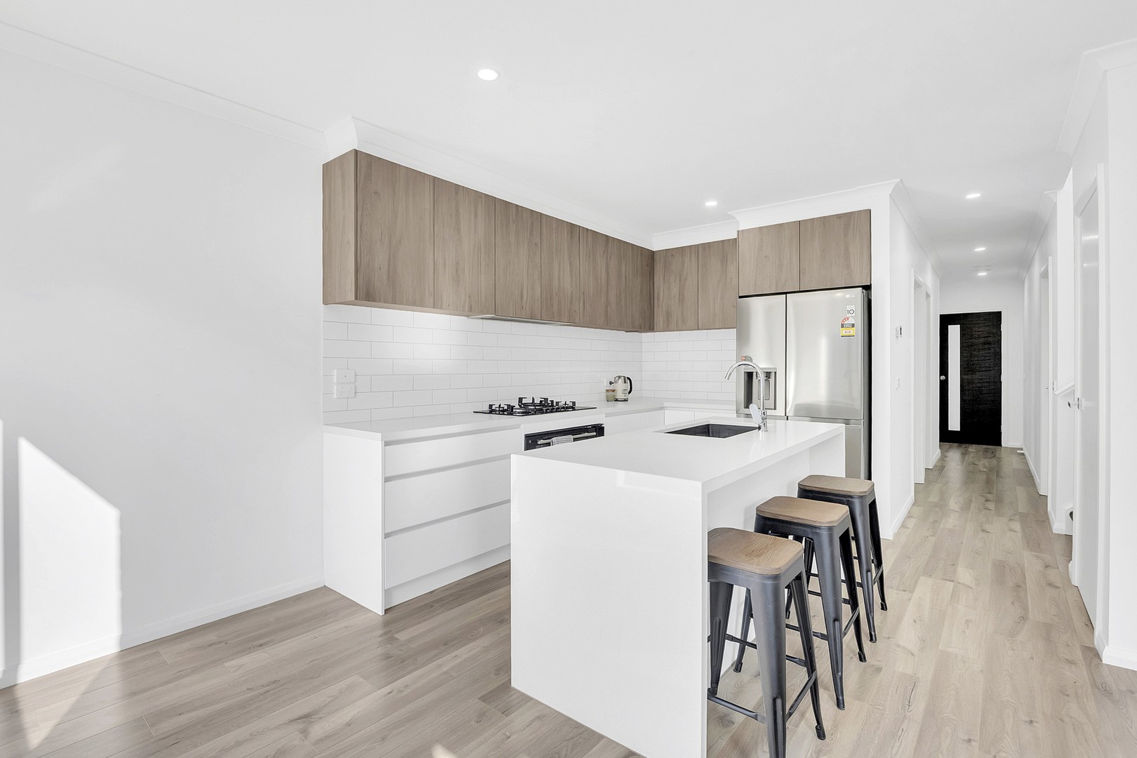 164 Grevillea Street, Craigieburn, VIC 3064, Craigieburn - Thumbnail 2