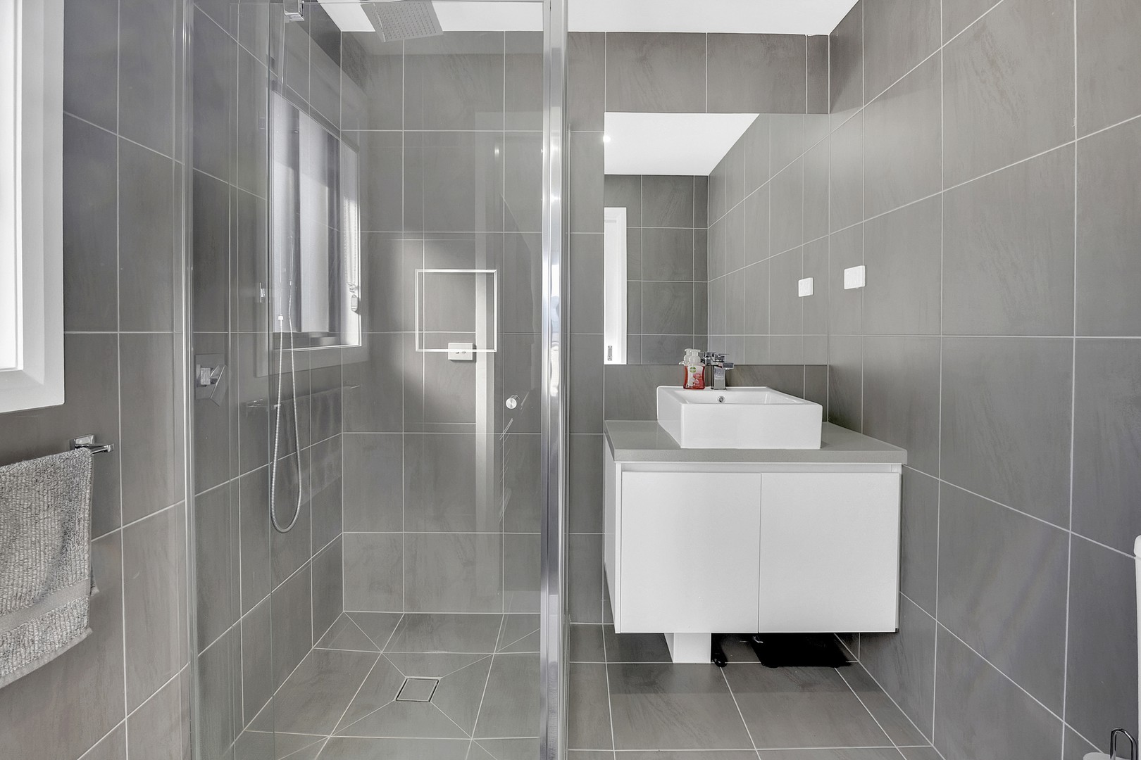 164 Grevillea Street, Craigieburn, VIC 3064, Craigieburn - Thumbnail 5