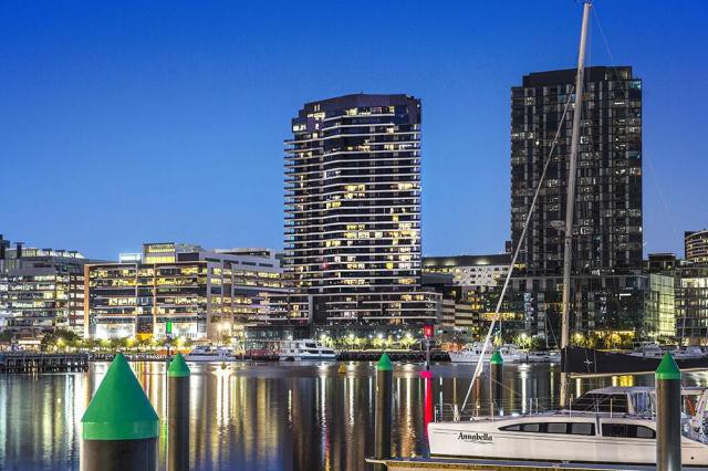 165/55 Victoria Harbour Promenade, Docklands, VIC 3008
