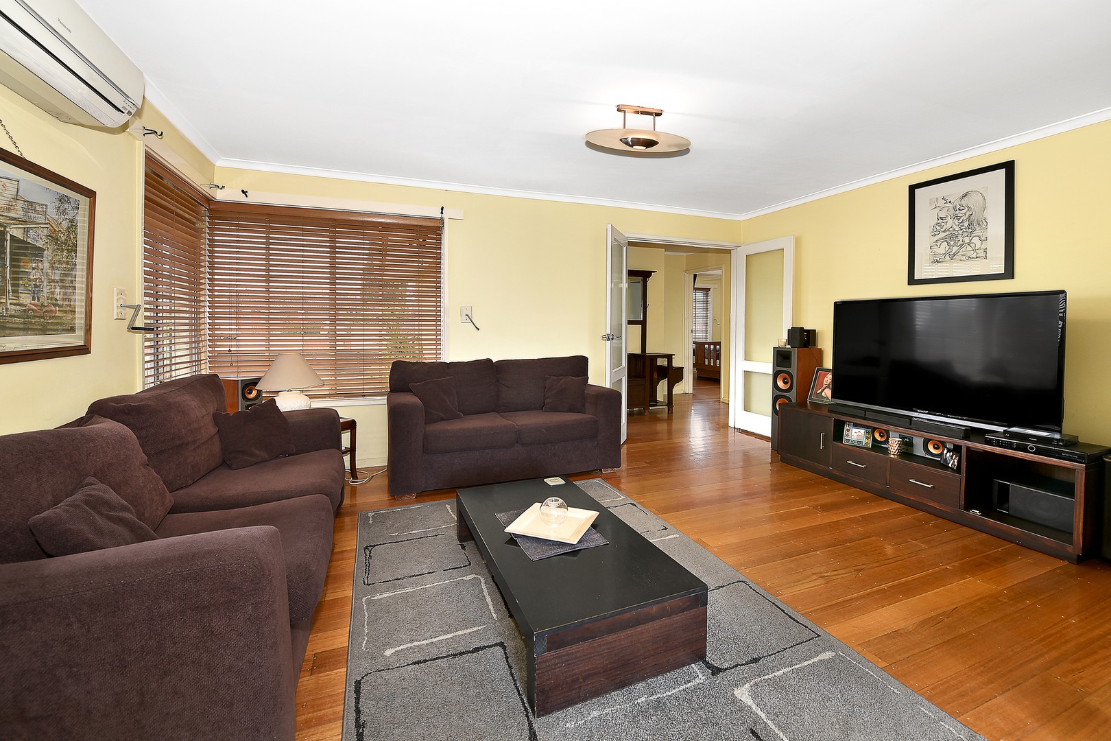 167 Dunne Street, Kingsbury, VIC 3083 - Thumbnail 2 - 09/04/2024
